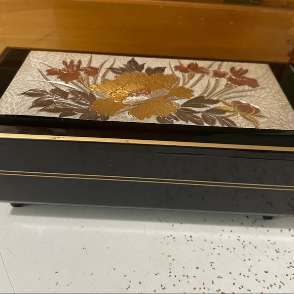 Vintage Japanese Black Lacquer Musical Jewelry Box Metal Etching Chokin Flowers